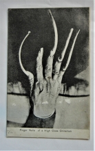 hong-kong-china-early-unused-postcard-of long-fingernails-on-high-class-person